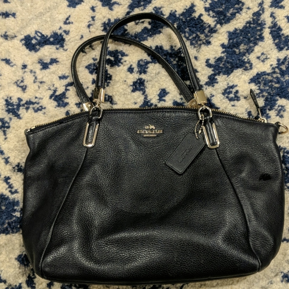 Navy blue coach purse